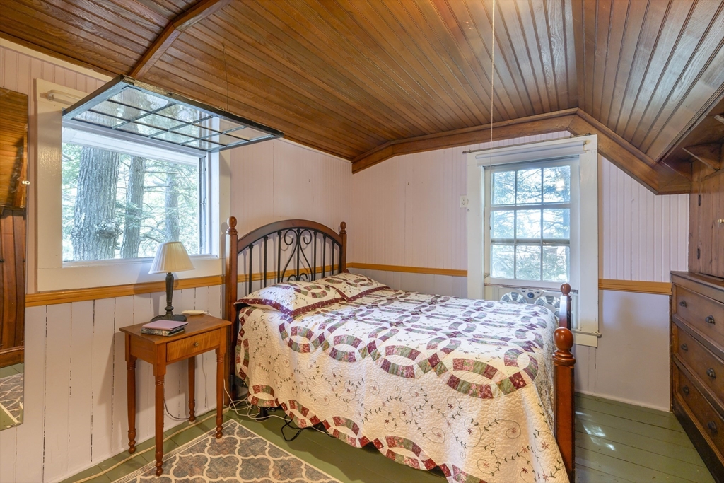 33 Farmhouse Rd