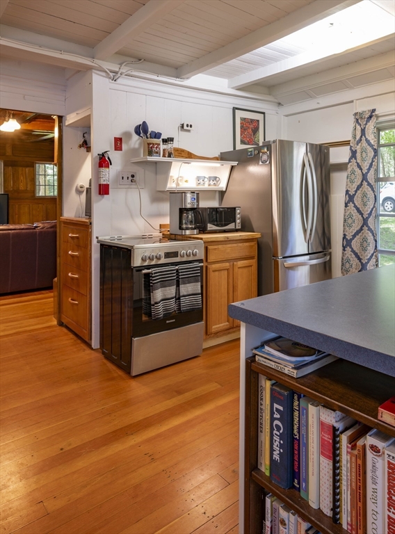 33 Farmhouse Rd
