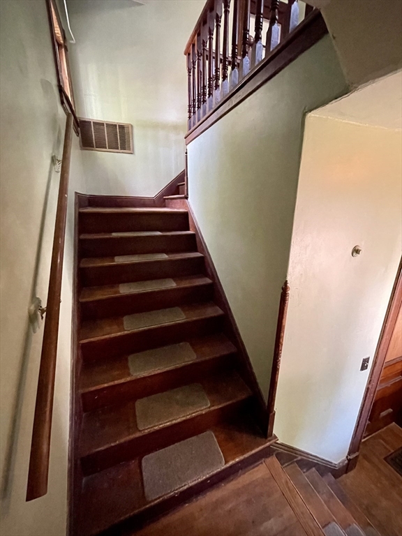 14 Woronoco Ave