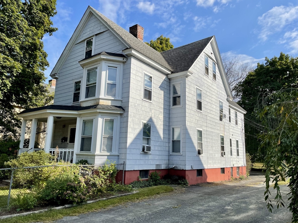 14 Woronoco Ave