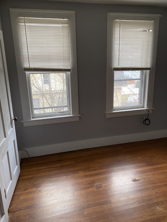 14 Woronoco Ave