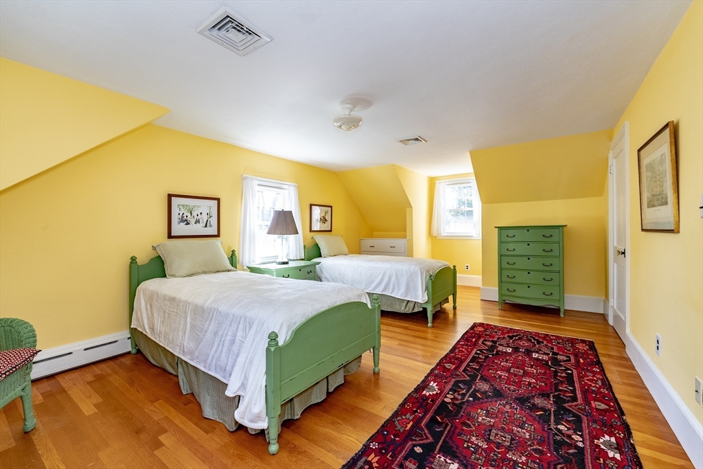 58 Pleasant St