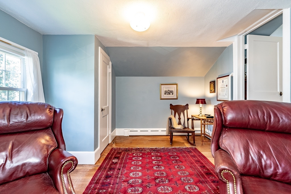 58 Pleasant St