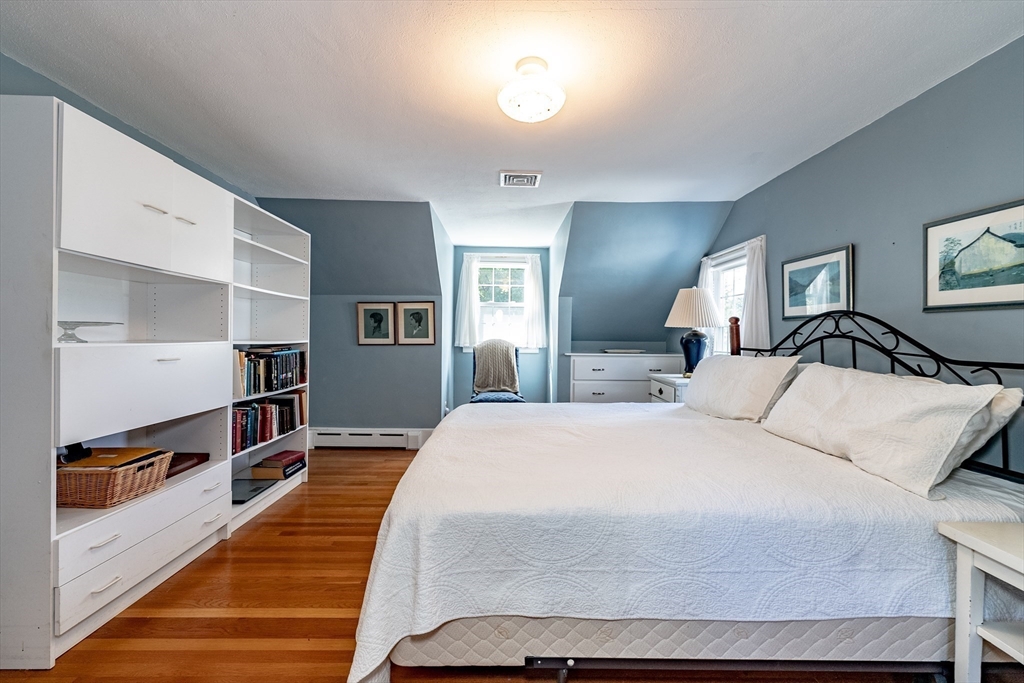 58 Pleasant St