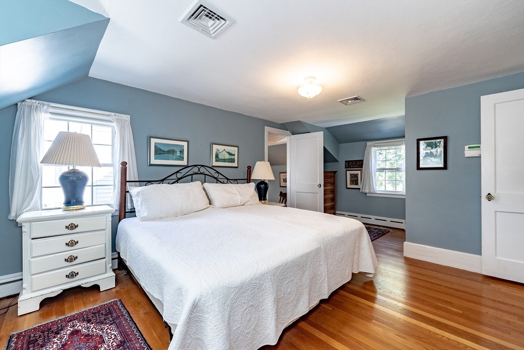 58 Pleasant St