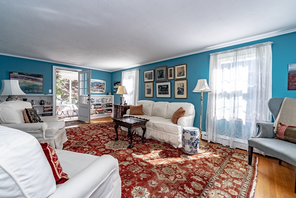 58 Pleasant St