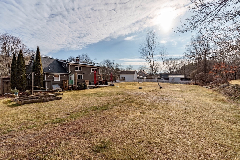 29 Loudville Rd