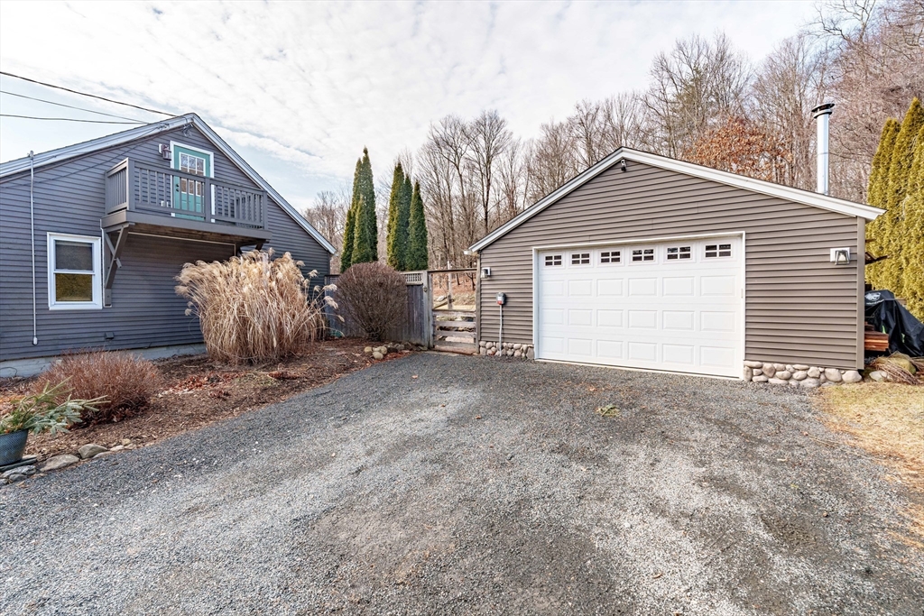 29 Loudville Rd
