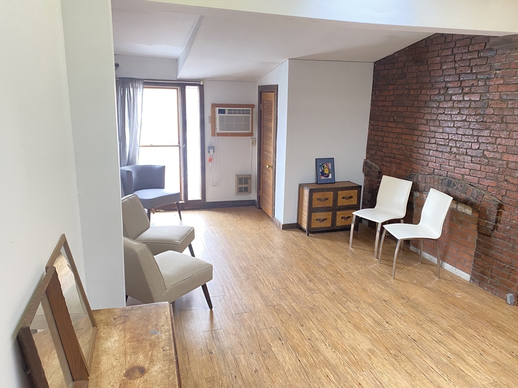 44 Main St Rear