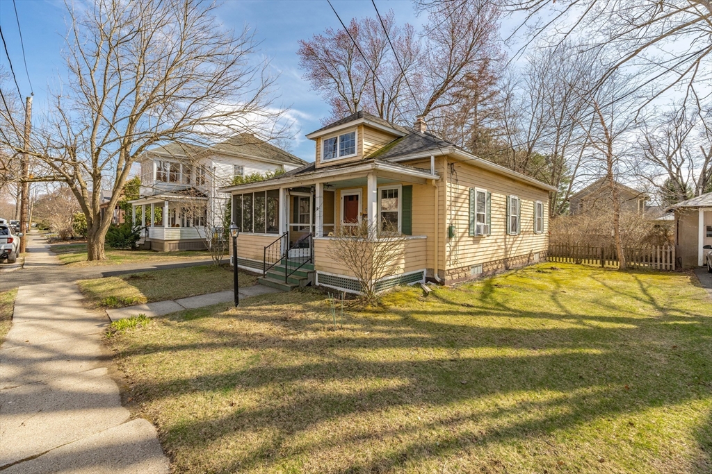 27 Fairview Ave