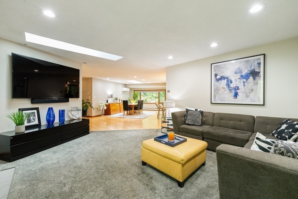 21 Birch Ln