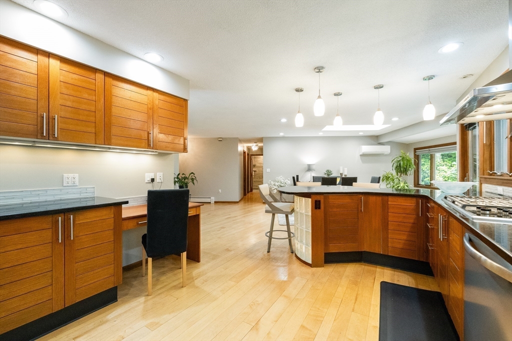 21 Birch Ln