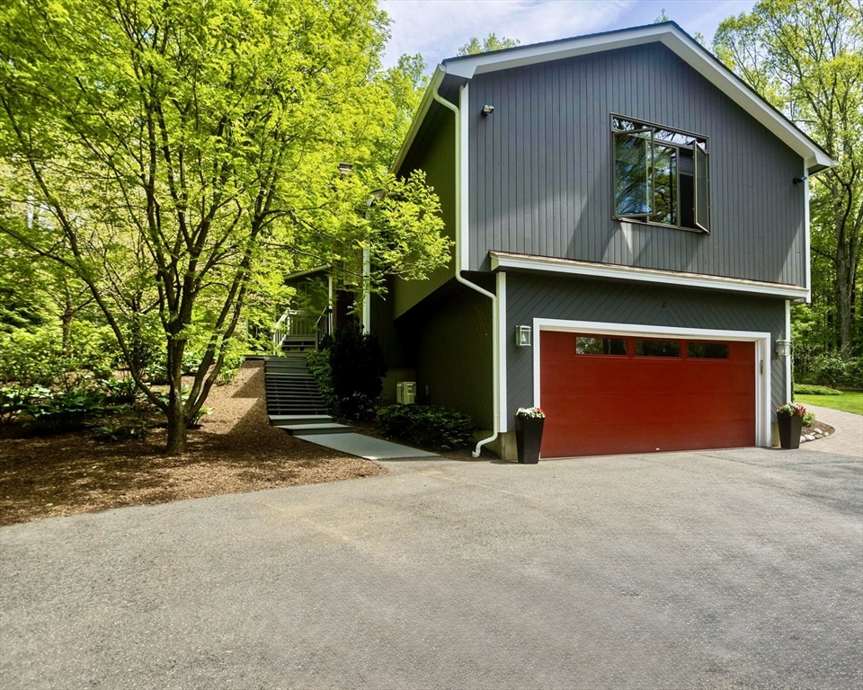 21 Birch Ln