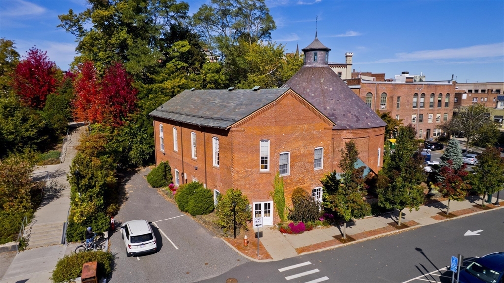 244 Main St, Northampton