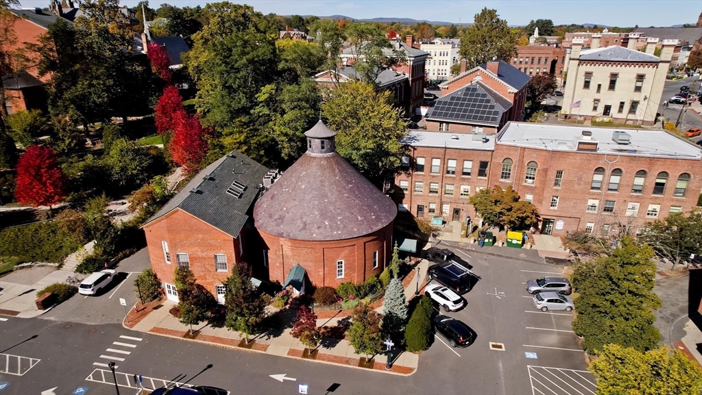 244 Main St, Northampton