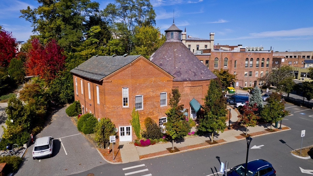 244 Main St, Northampton