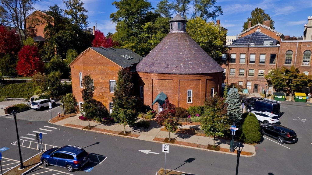 244 Main St, Northampton