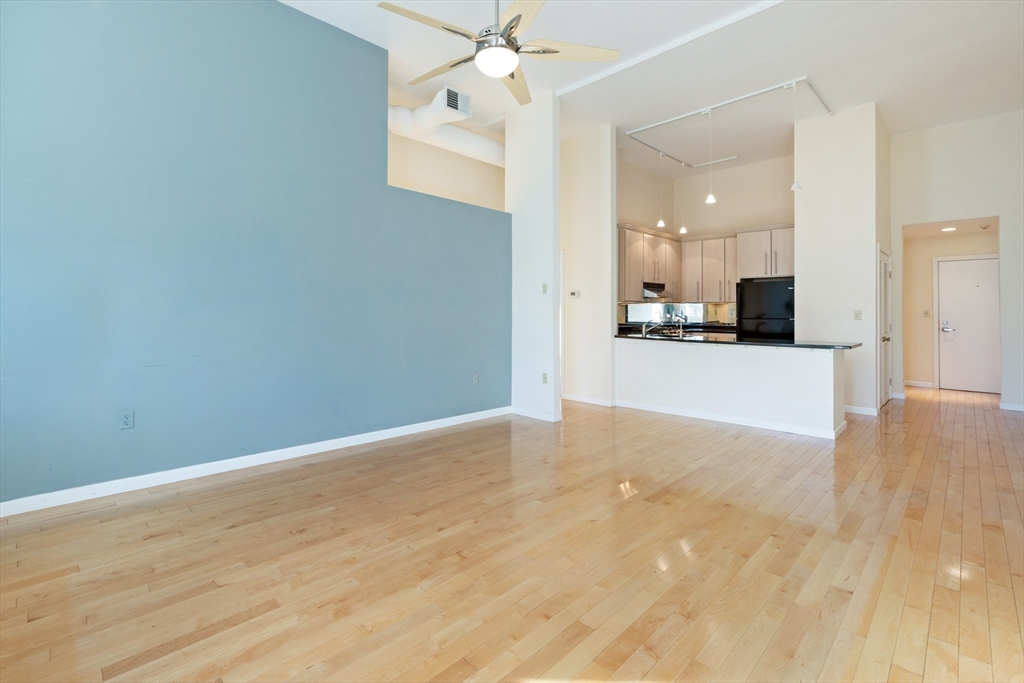 35 New South St # 307