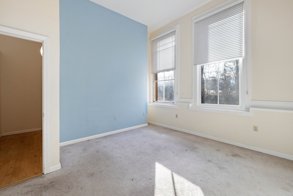 35 New South St # 307
