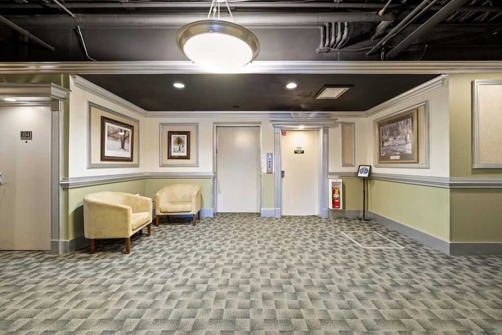 35 New South St # 307