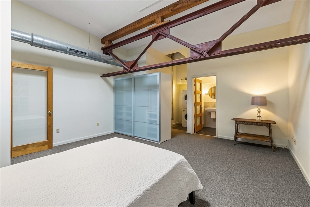 24-34 Pleasant St # 4