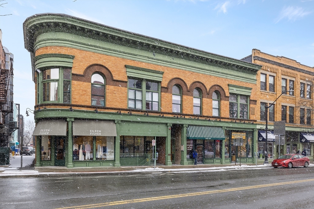 24-34 Pleasant St # 4