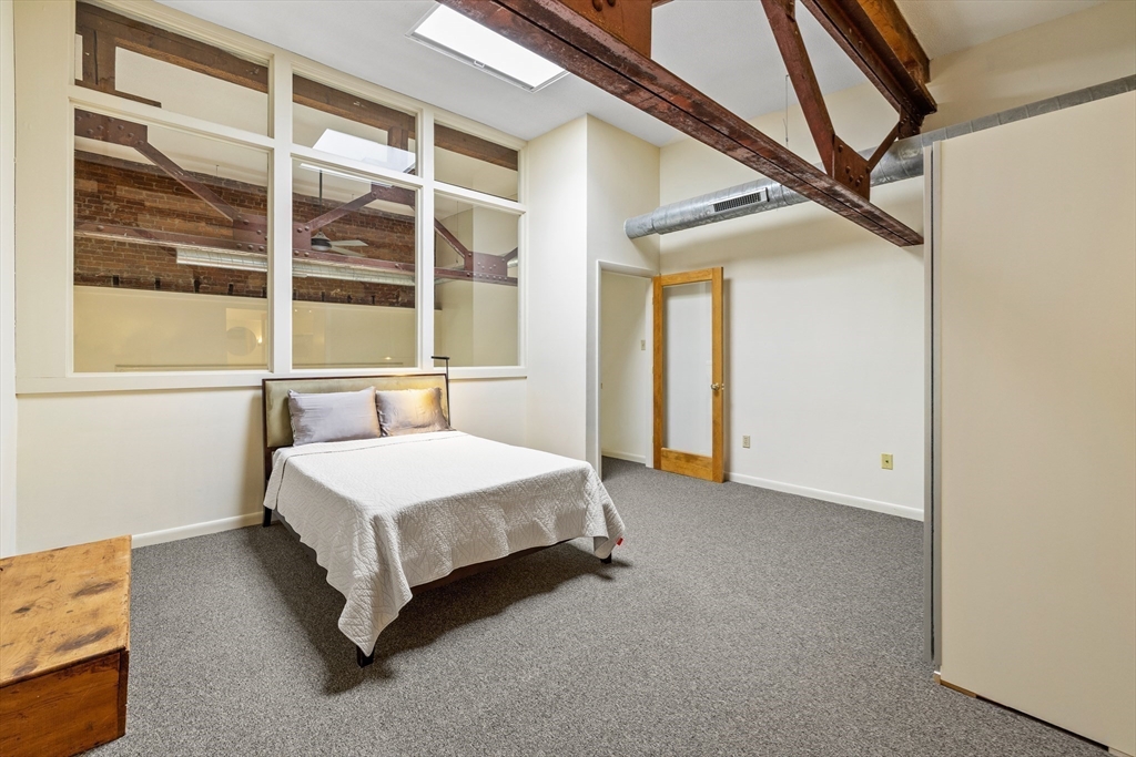 24-34 Pleasant St # 4