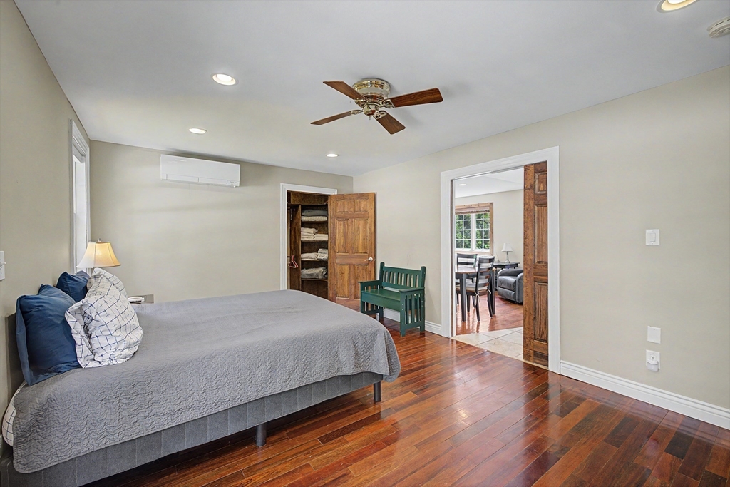 195 Westhampton Rd