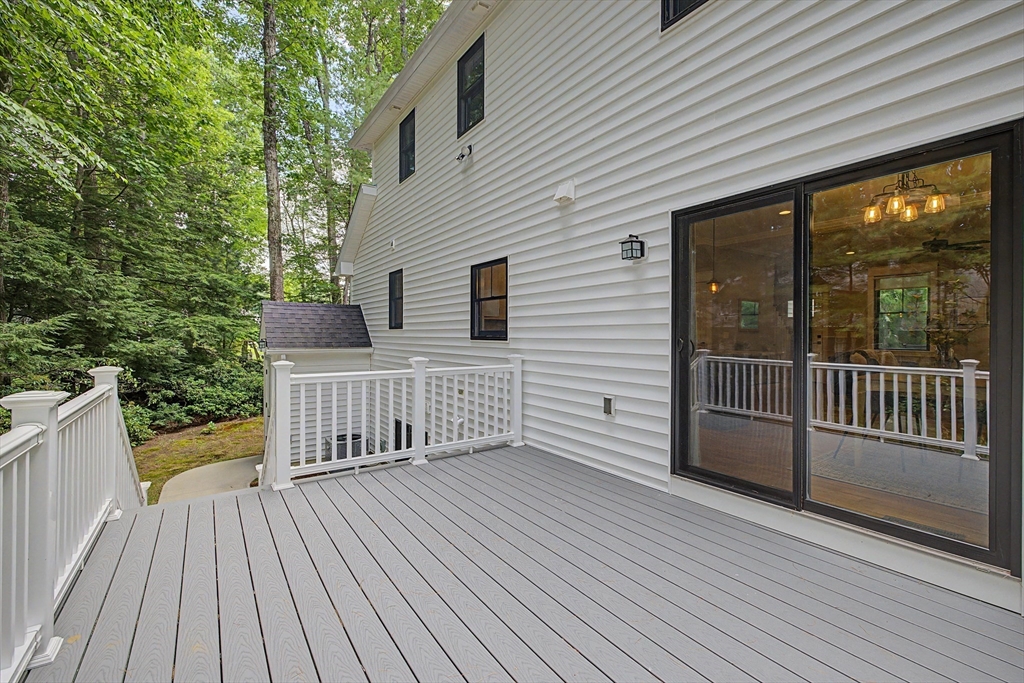 59 Ice Pond Dr