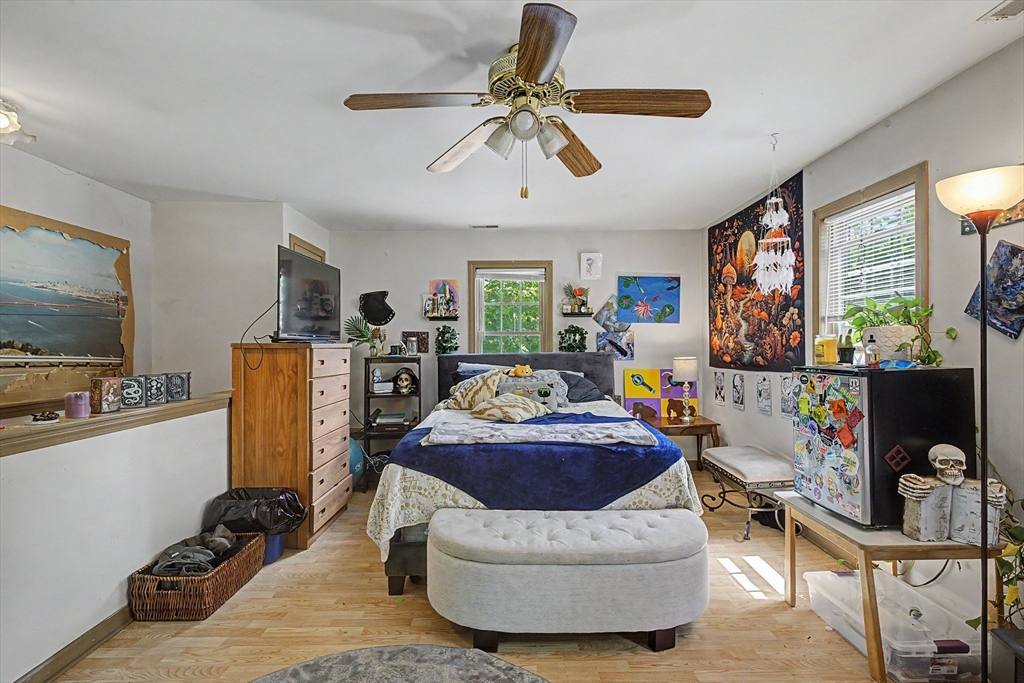 166 Summer St