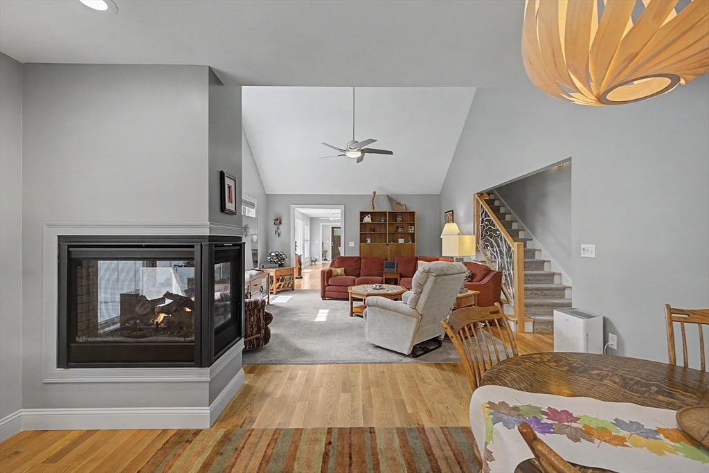 29 Woodbine Ave