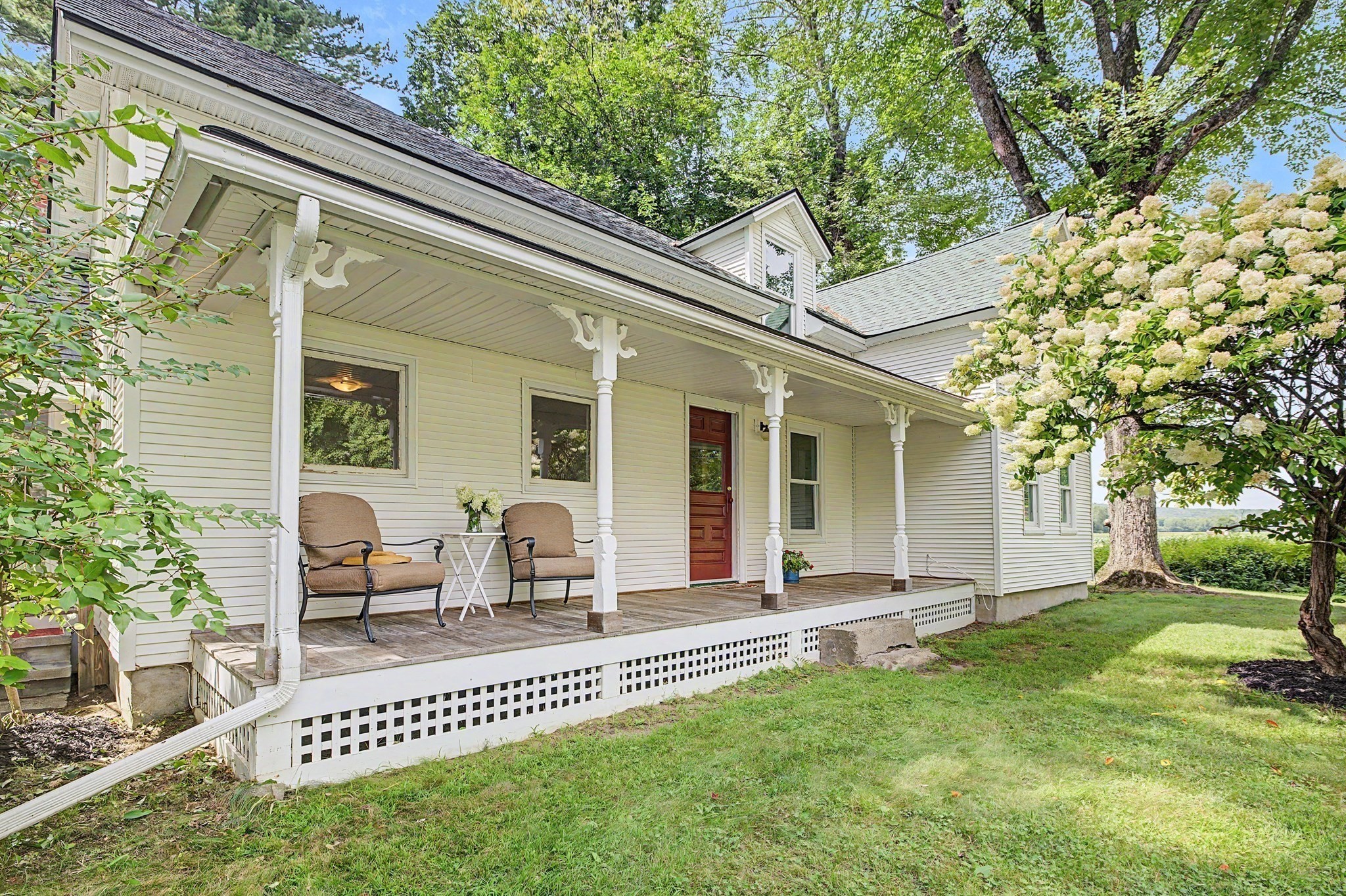 293 Meadow Rd