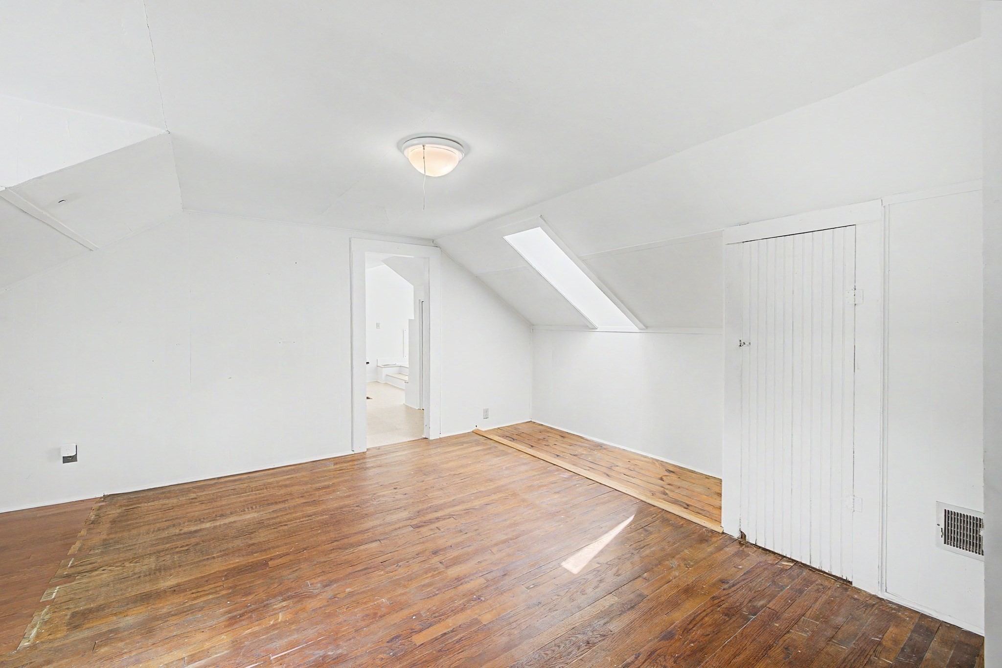 293 Meadow Rd