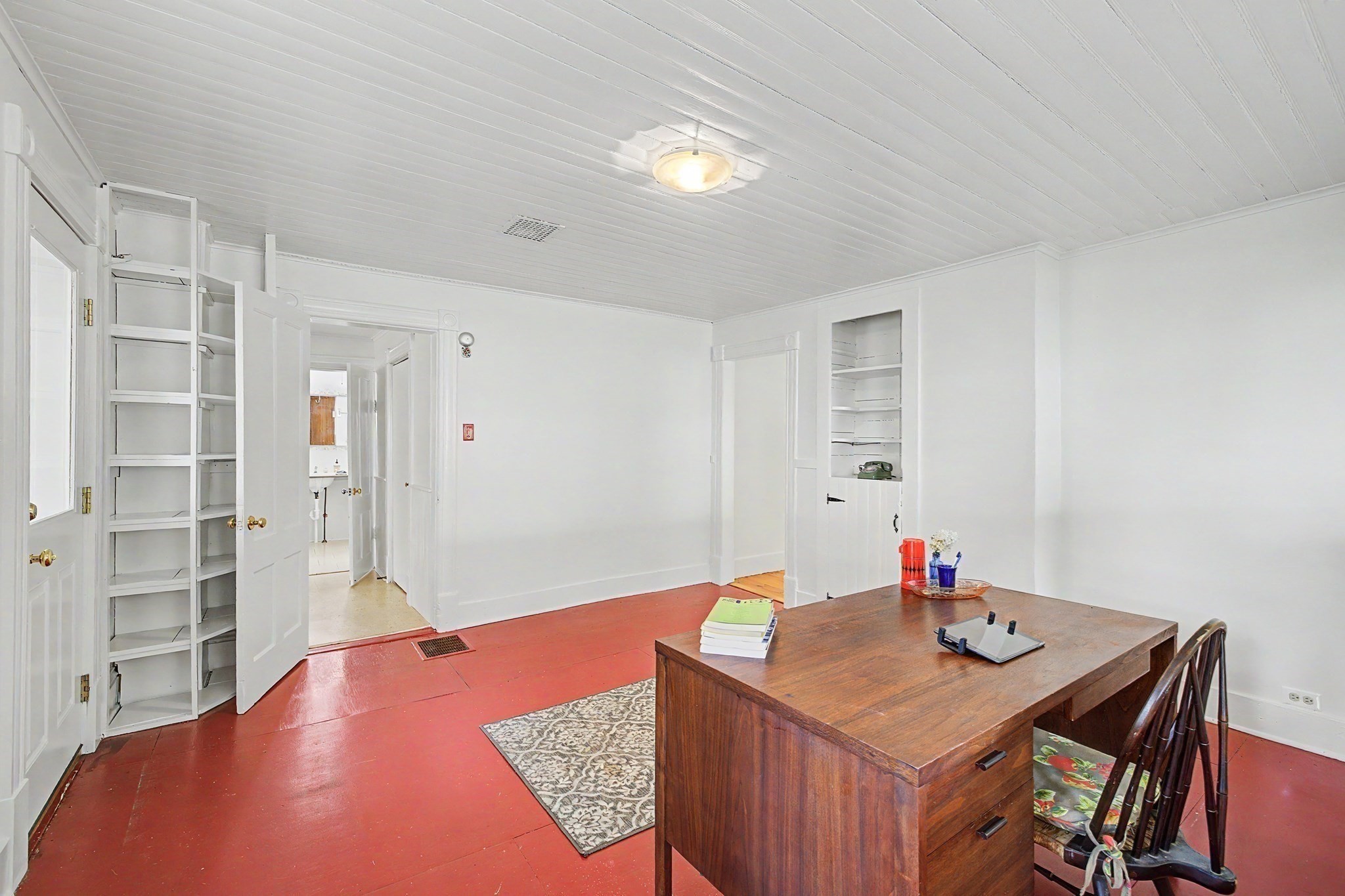 293 Meadow Rd