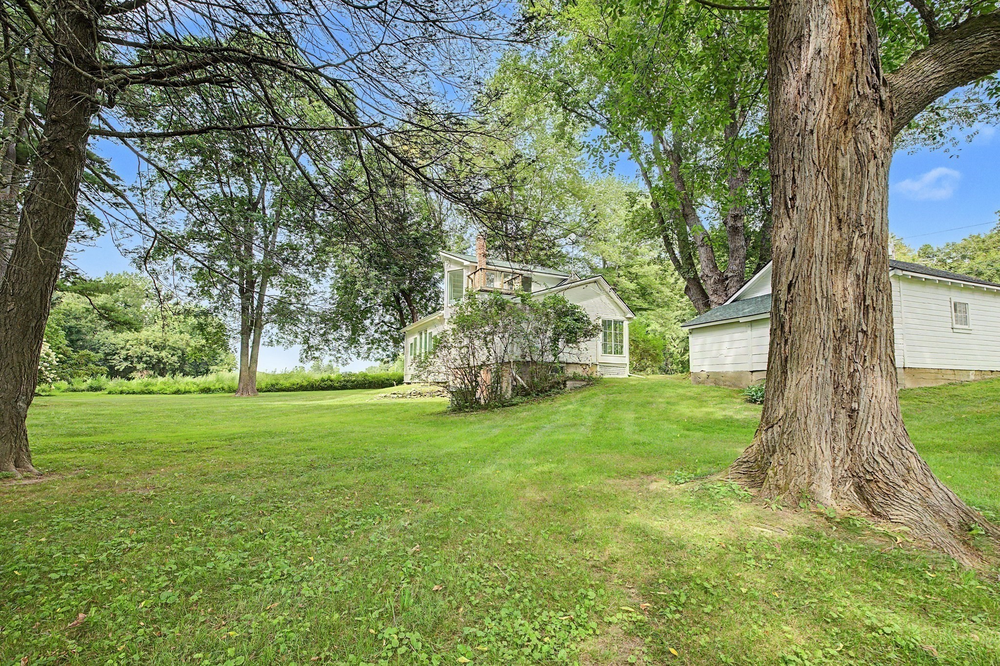 293 Meadow Rd