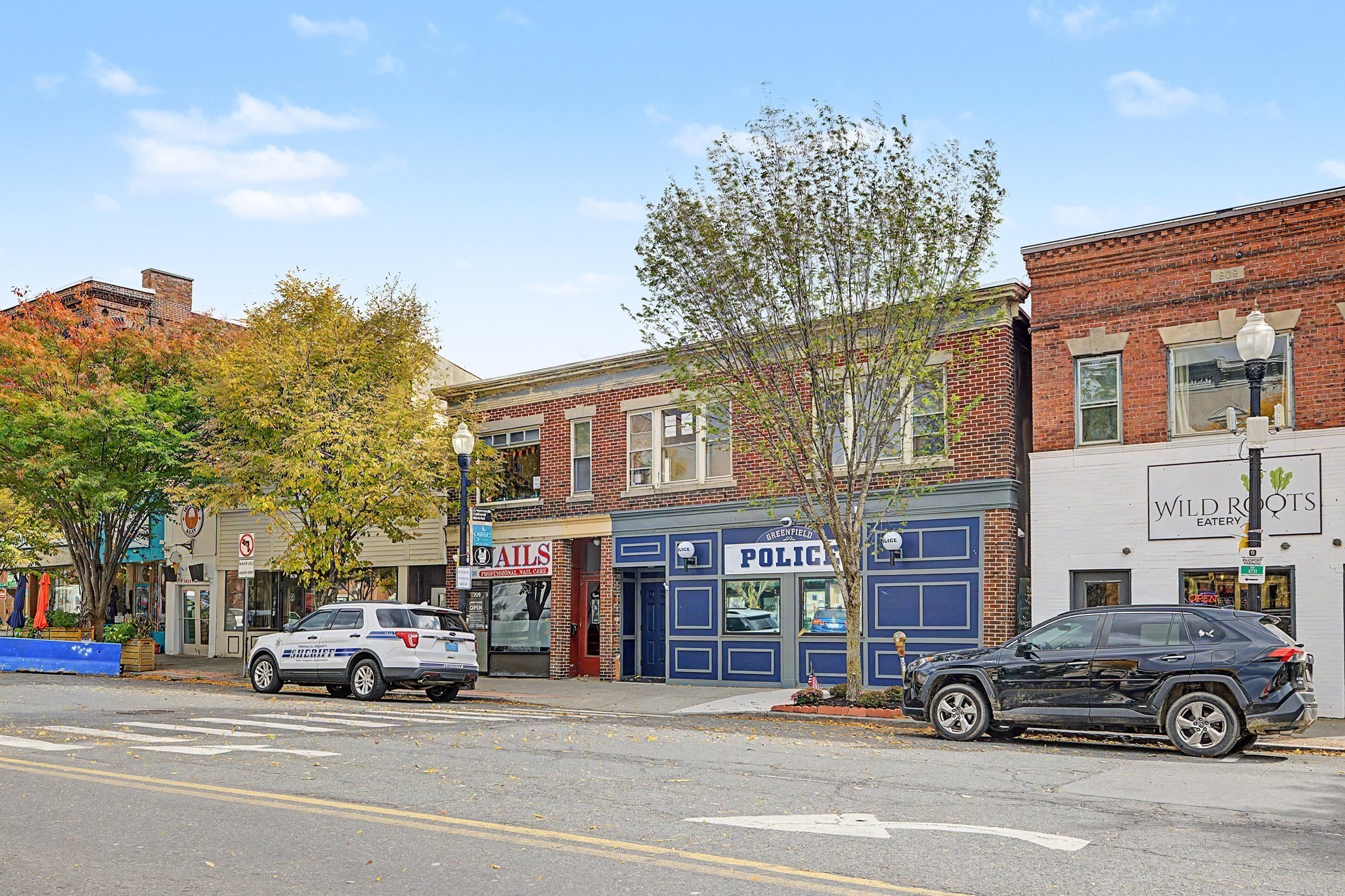 207-209 Main St