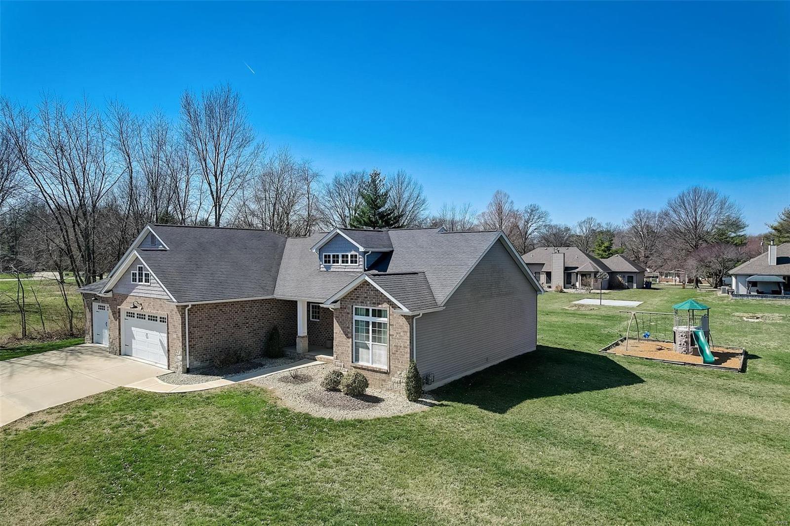 621 Briar Meadow Court