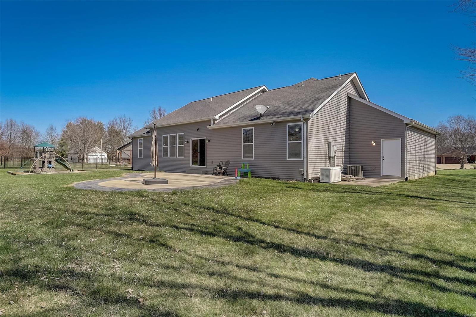 621 Briar Meadow Court