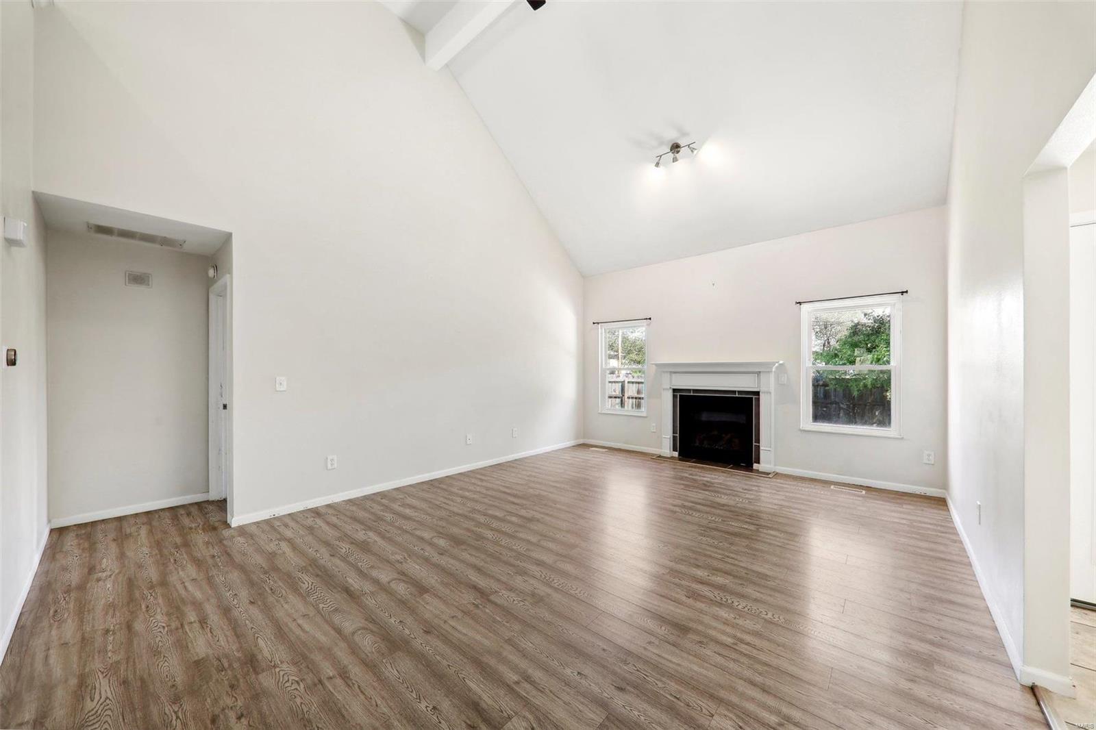 2931 Spruce Hill