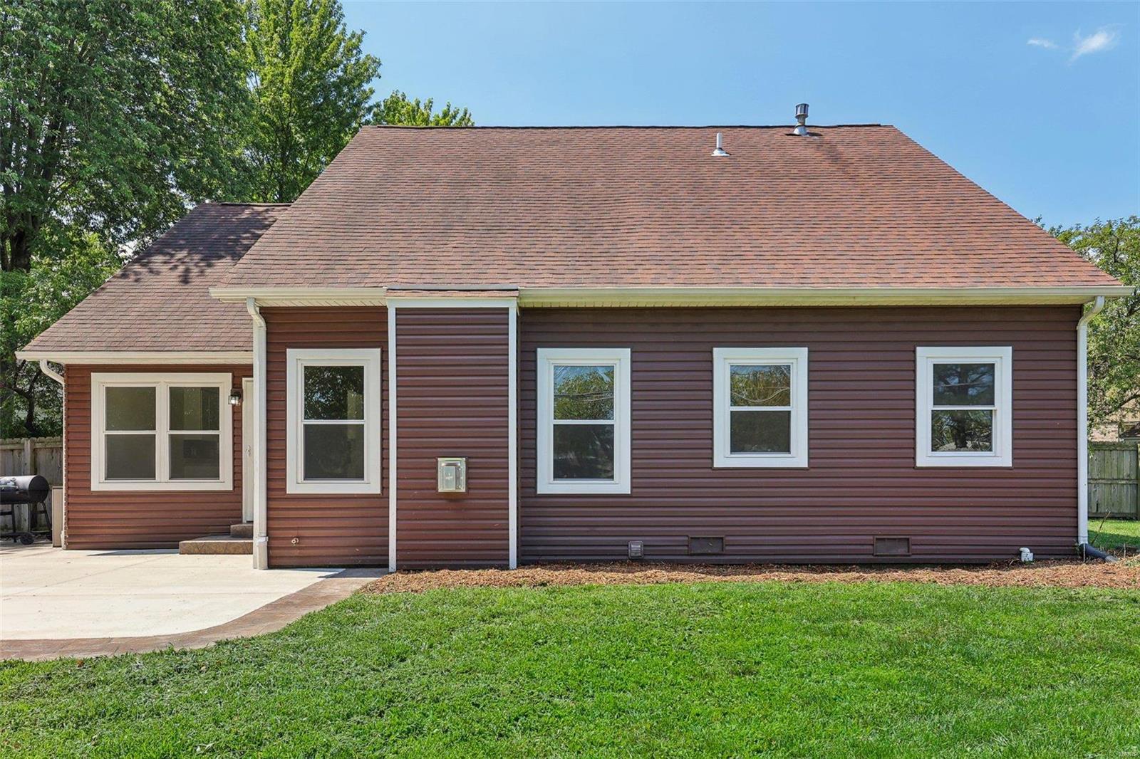 2931 Spruce Hill