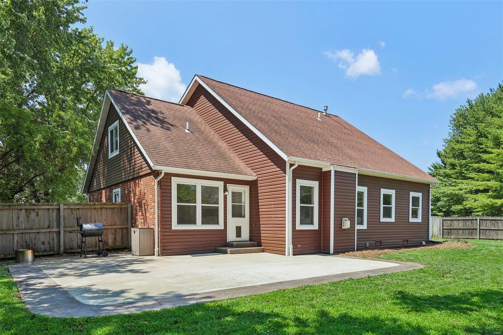 2931 Spruce Hill