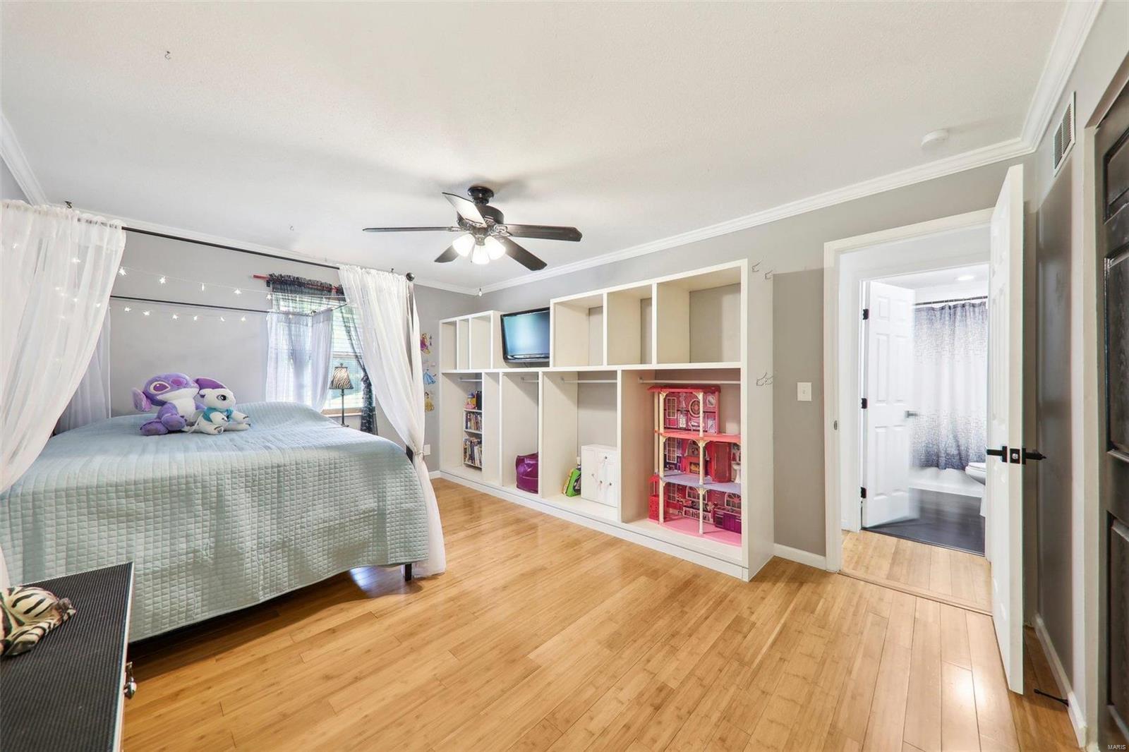 2125 Stone Gate Drive