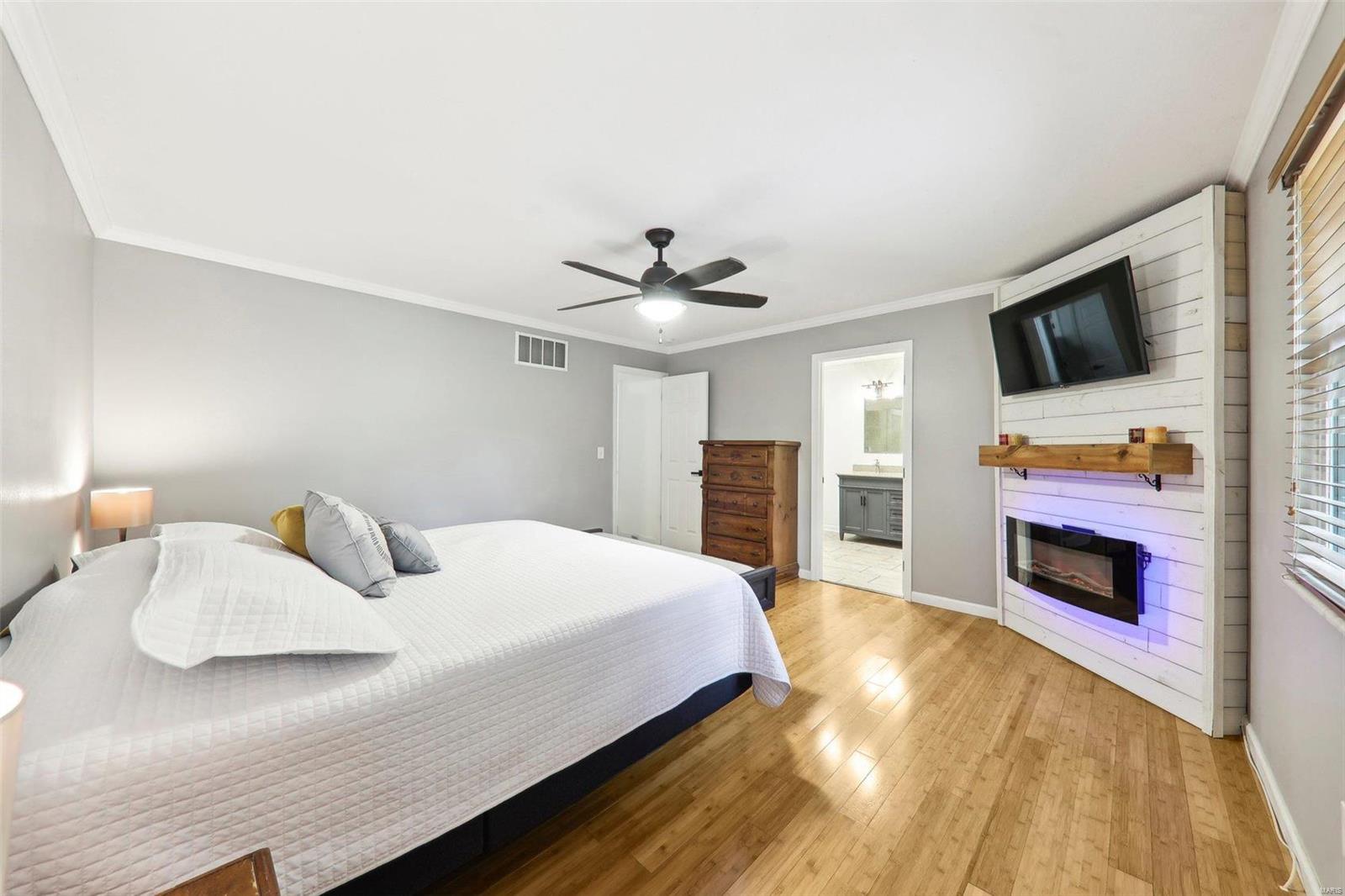 2125 Stone Gate Drive