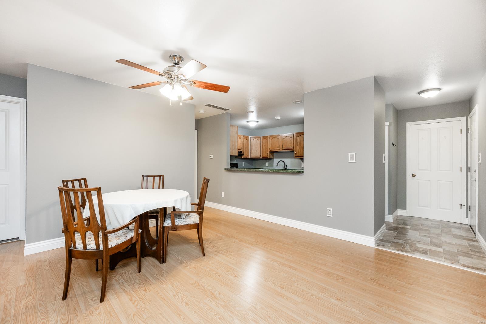 2574 Parkview Drive Unit: 2