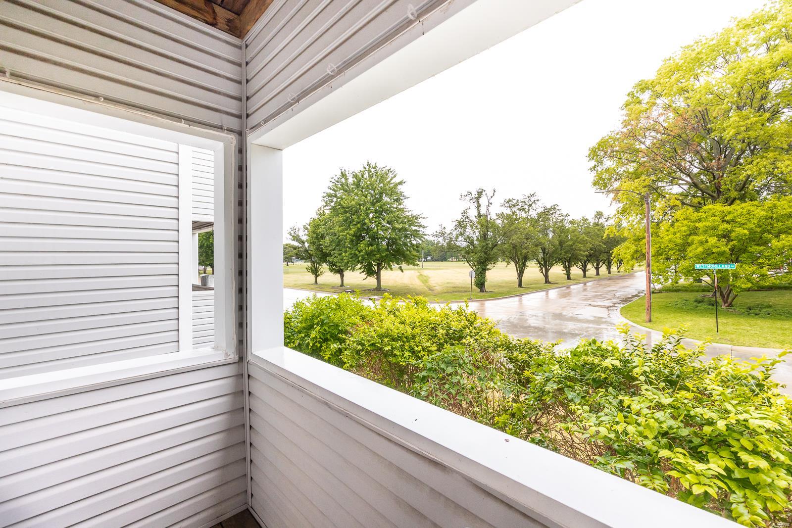 2574 Parkview Drive Unit: 2