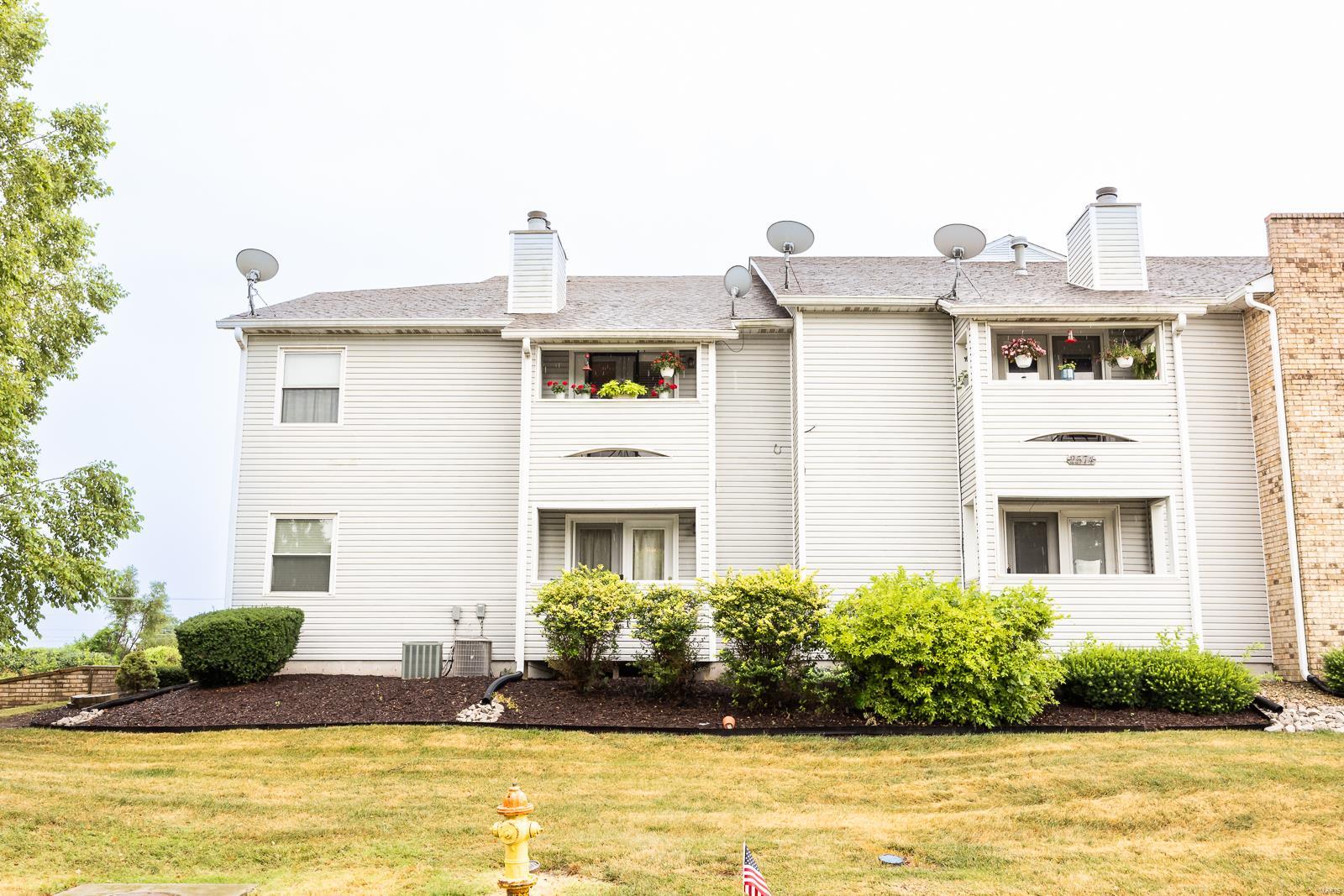 2574 Parkview Drive Unit: 2