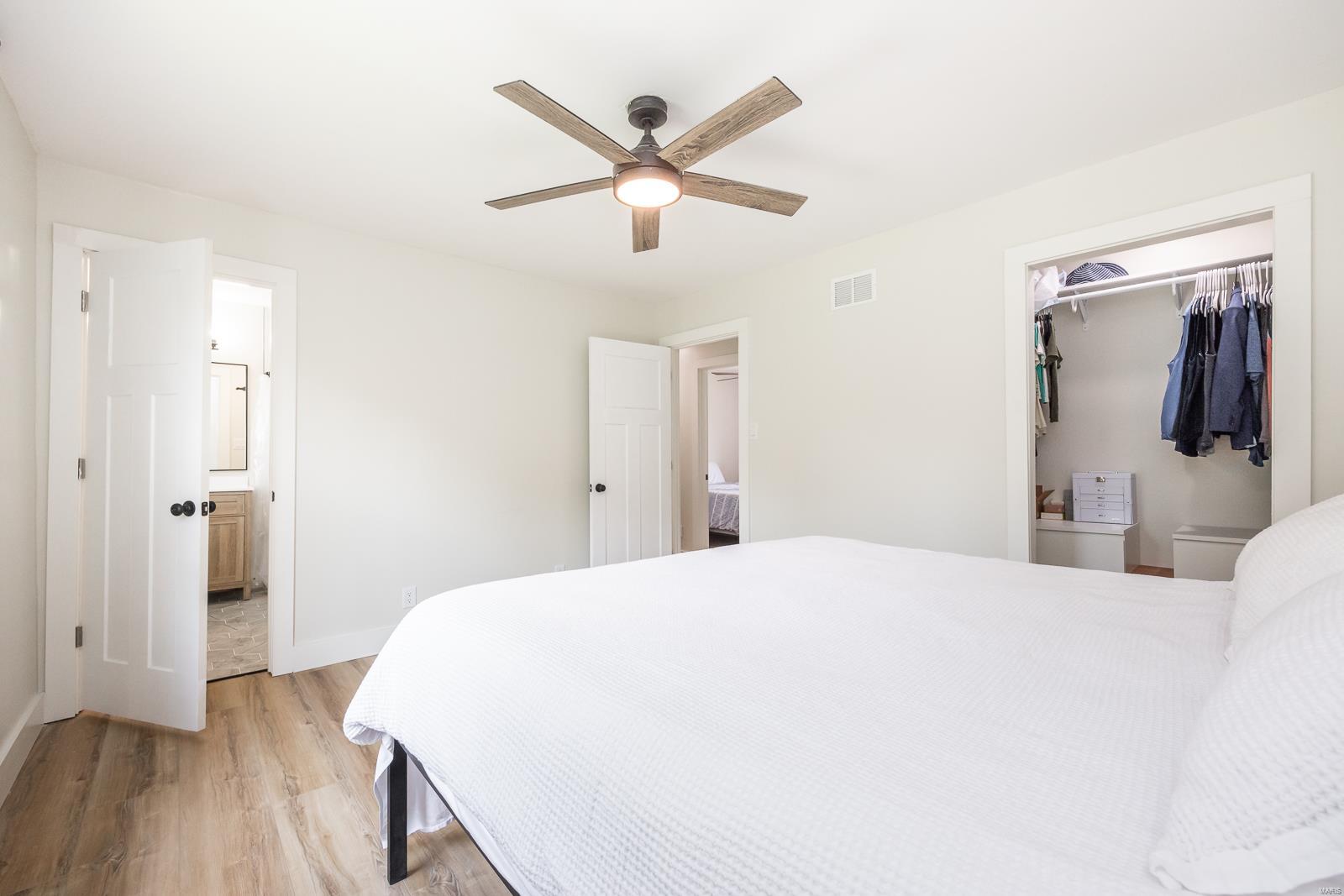 5176 Stephanie Drive