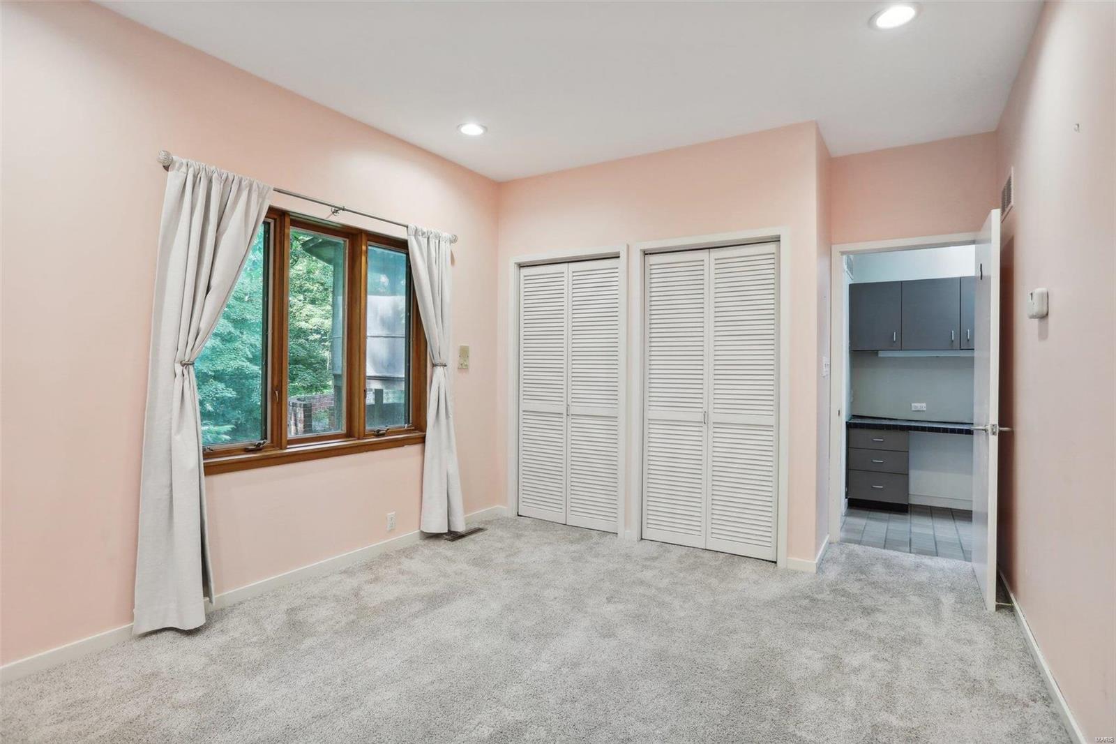 47 Powder Valley Drive
