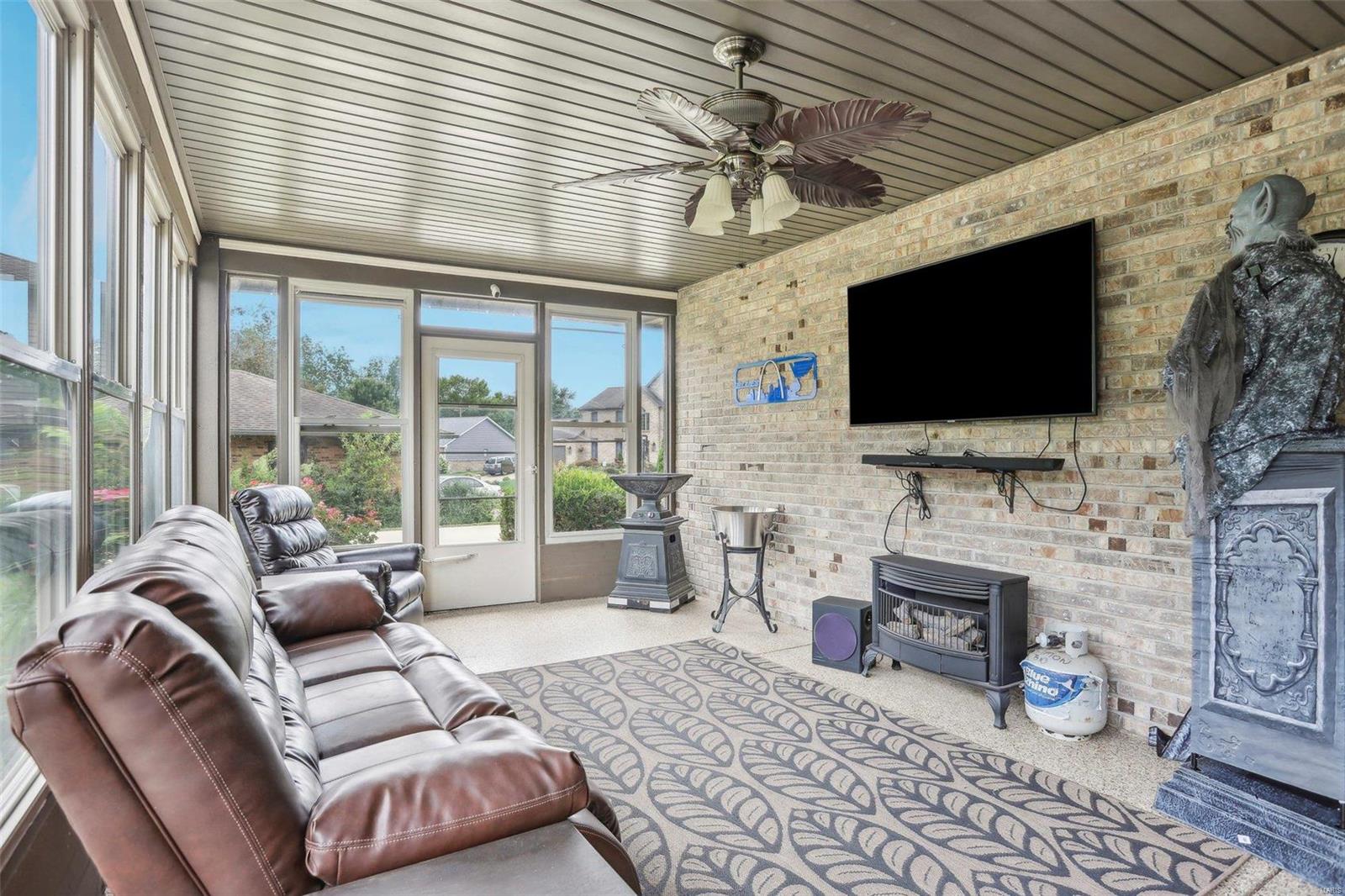209 Lake Lorraine Drive