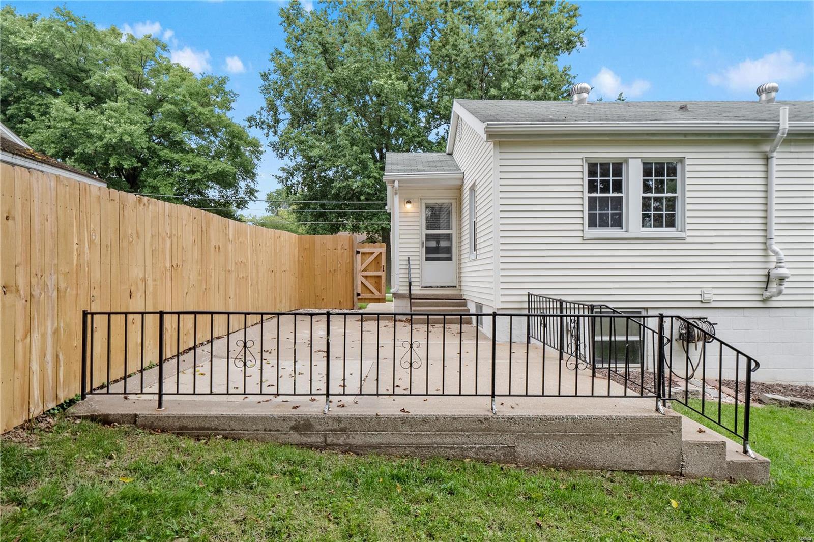 1909 Burling Drive